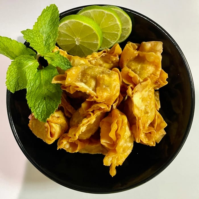 A8 FRIED WONTON (7 pieces) / Hoành Thánh Chiên (7 miếng).