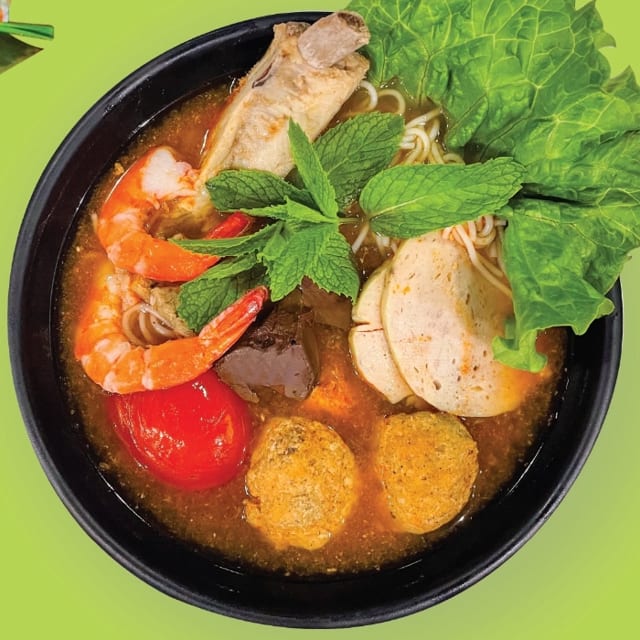 SP8 COMBINATION CRAB SOUP & PORK RIB / Bún Riêu.
