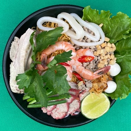 SP1 COMBINATION DRY NOODLES / Hủ Tiếu Mì Khô.