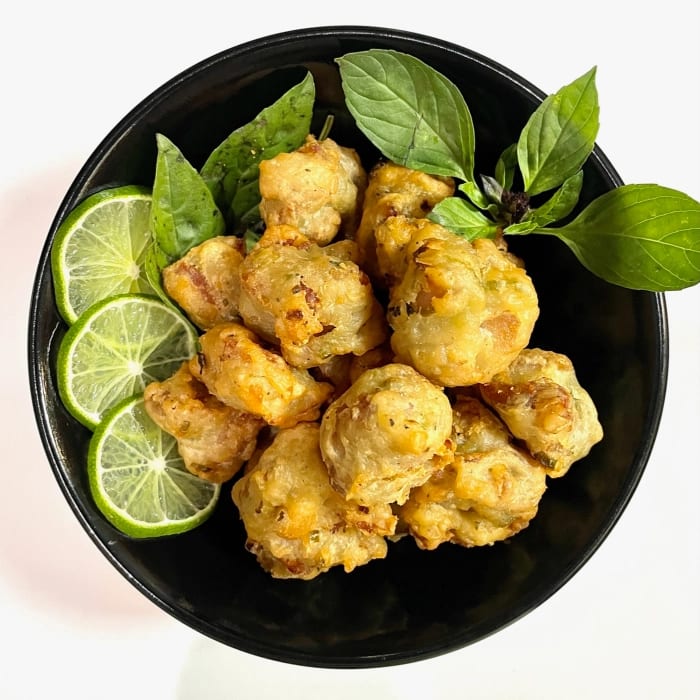 A7 BASIL POPCORN CHICKEN / Gà Popcorn.